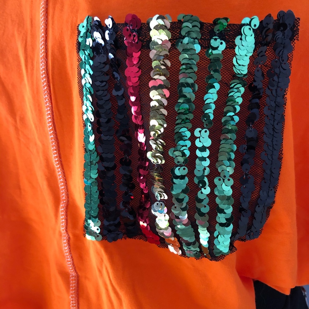 t-shirt - Picture 2 of 2